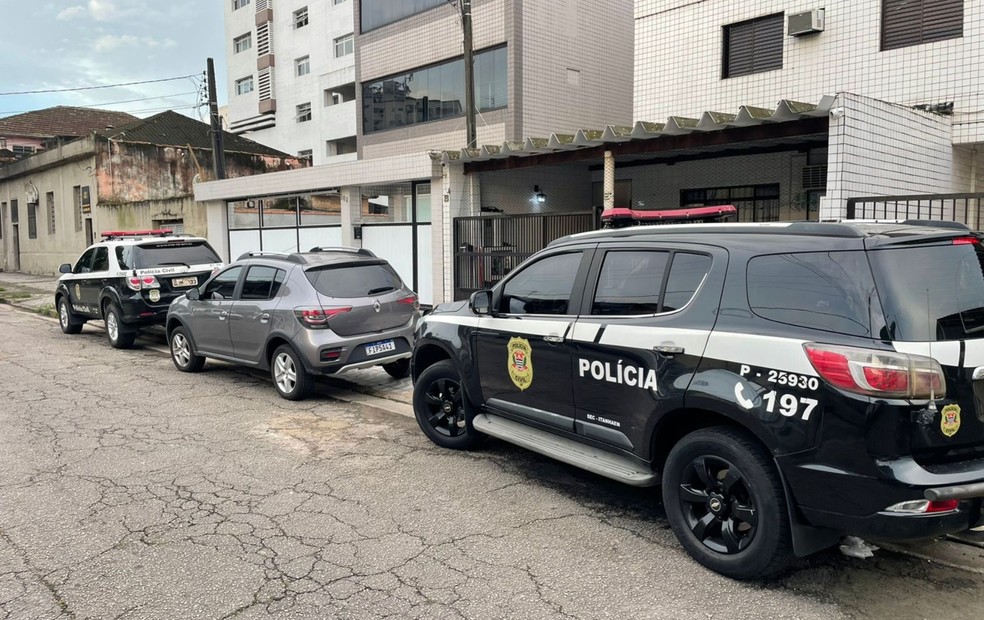 Operação contra furto de cargas em portos marítimos prende treze pessoas na região de Itapeva  — Foto: Polícia Civil/ Divulgação 