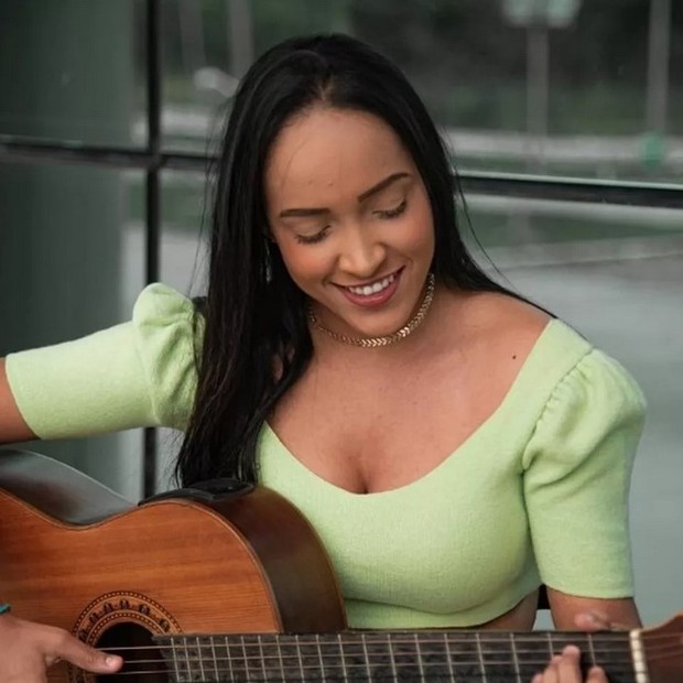 Sertaneja Tâmara Matos morre aos 27 anos após acidente trágico 3 tamara2