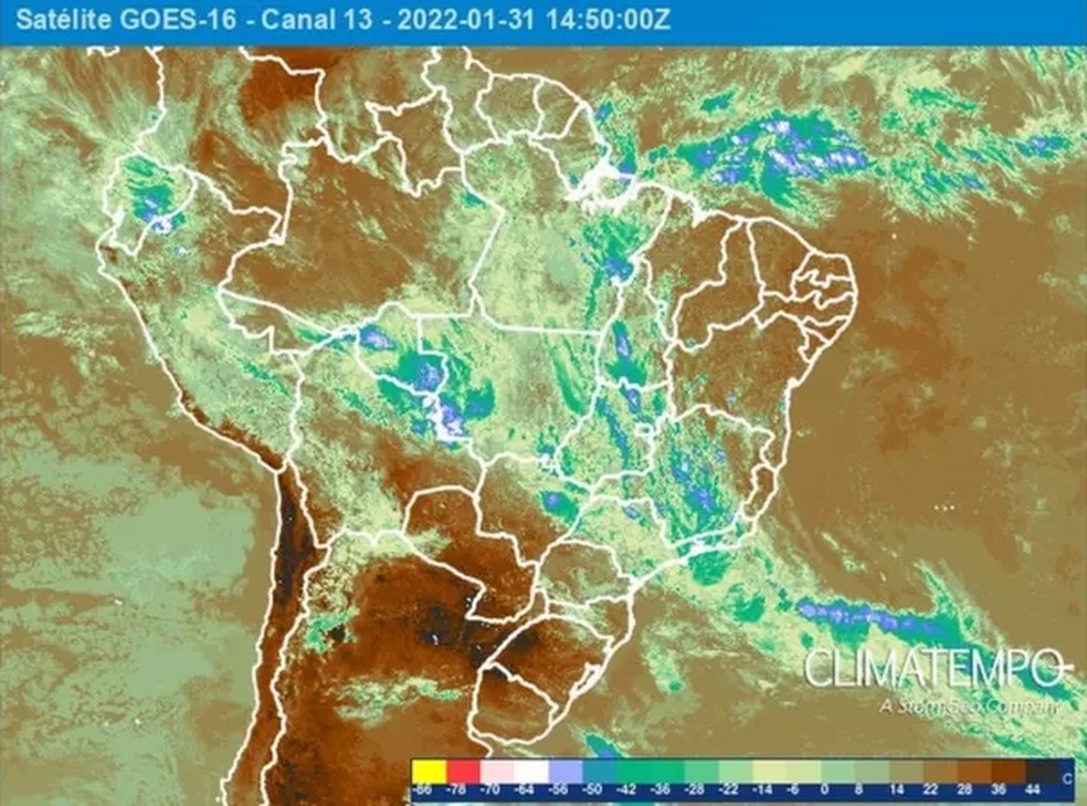 Encontro de 'rio voador' com frente fria cria zona de convergência na região do Atlântico Sul — Foto: Climatempo (via BBC)