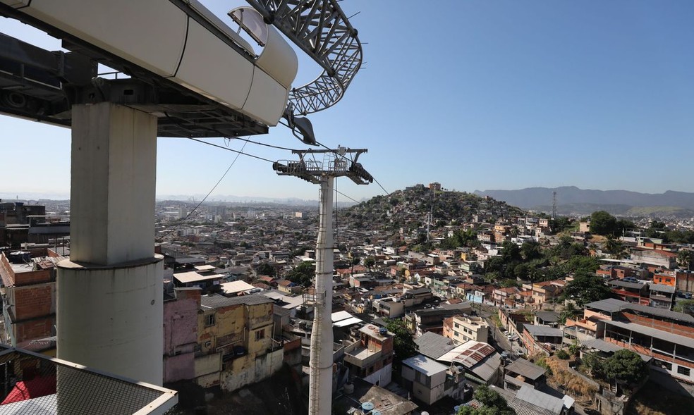 Teleférico do Complexo do Alemão: localidade tem 16 comunidades — Foto: Rafael Campos/Governo do Rio de Janeiro