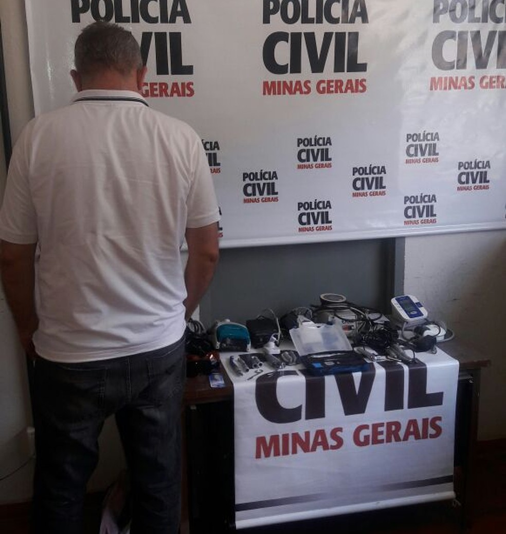 Homem negou que tenha comprado os equipamentos (Foto: Polícia Civil/Divulgação)
