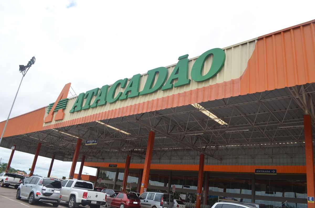 Carrefour Brasil conclui conversão de lojas Makro em bandeira Atacadão |  Negócios | G1