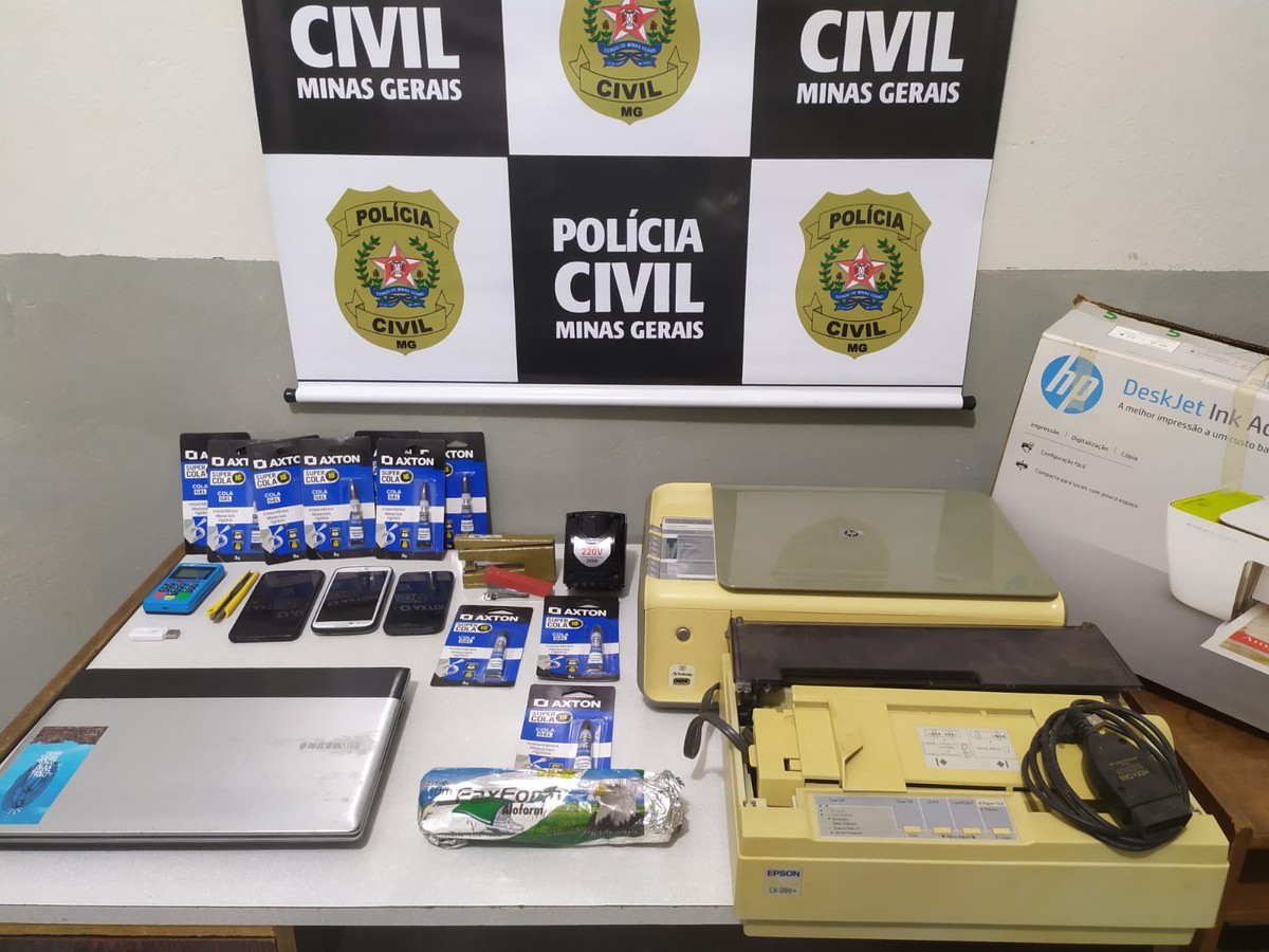 Polícia Civil cumpre mandado de busca em Pirapora: 'Um dos maiores e mais reincidentes falsificadores de documentos da comarca', diz PC