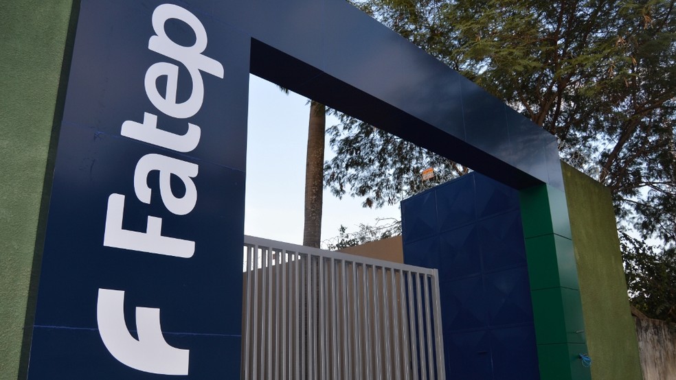 Sonho de concluir a gradua&ccedil;&atilde;o &eacute; levado a s&eacute;rio na Fatep, que manteve as aulas e o cronograma escolar. &mdash; Foto: Cr&eacute;dito: Fatep/ Divulga&ccedil;&atilde;o
