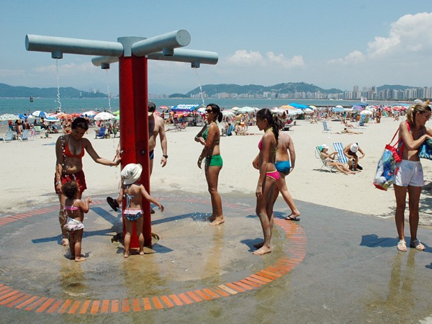 Chuveiros da praia de Santos serão desligados a partir das 23h (Foto: Divulgação/Prefeitura Municipal de Santos)