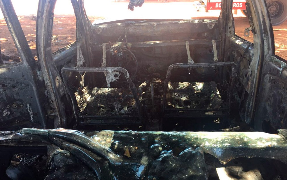 Não há informações sobre causas do incêndio (Foto: Elvis Araújo/Blog do Braga)