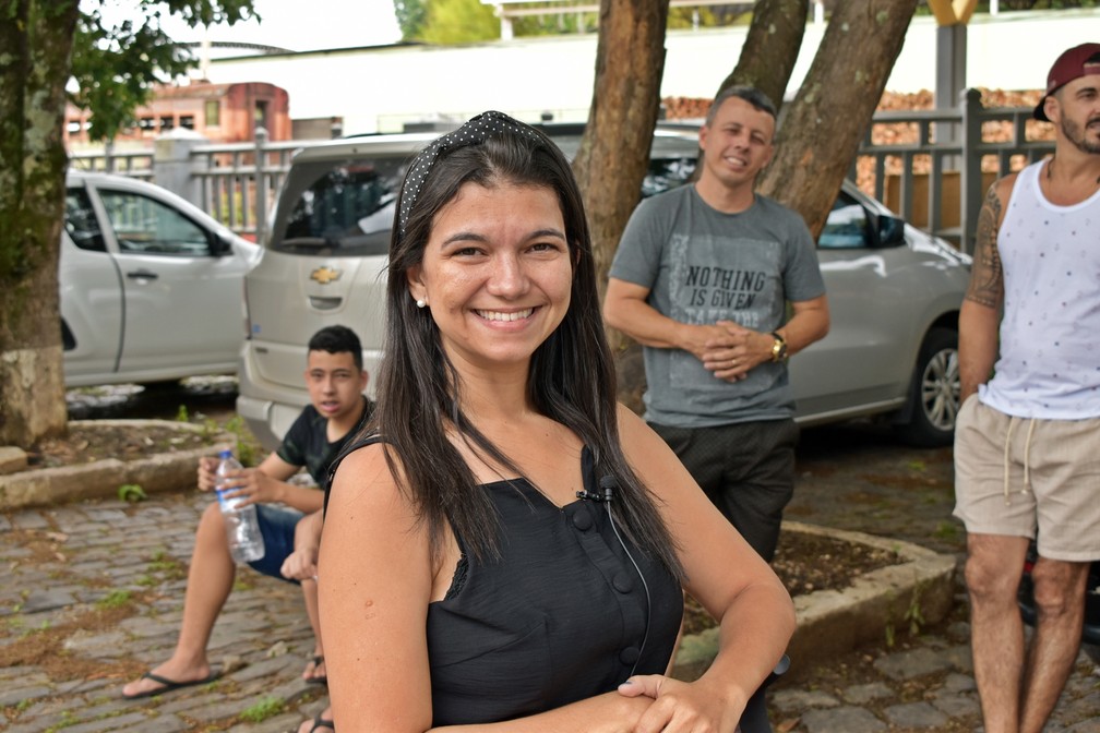 A dona de casa Luana Horato Oliveira durante visita a São Lourenço — Foto: Lucas Soares / G1
