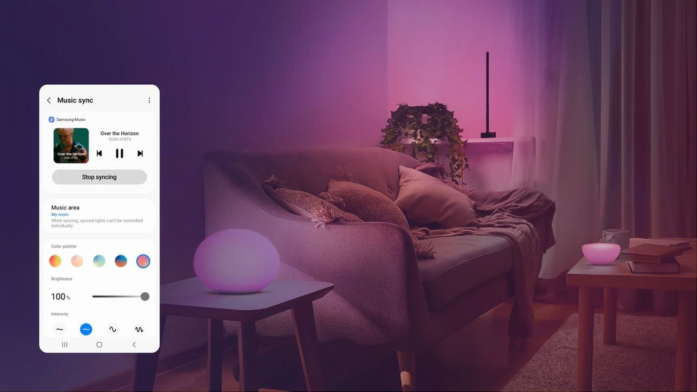 Luminárias e lâmpadas inteligentes podem ser controladas pelo SmartThings — Foto: Divulgação/Samsung