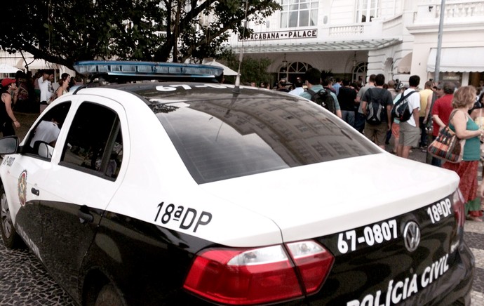 polícia no Copacabana Palace hotel (Foto: Edgard Maciel de Sá)