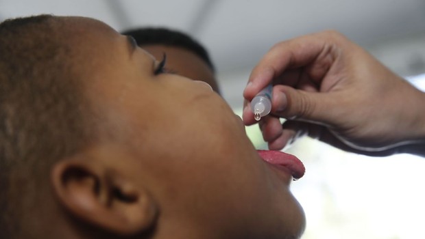 vacinação infantil (Foto: Fernando Frazão/Agência Brasil)