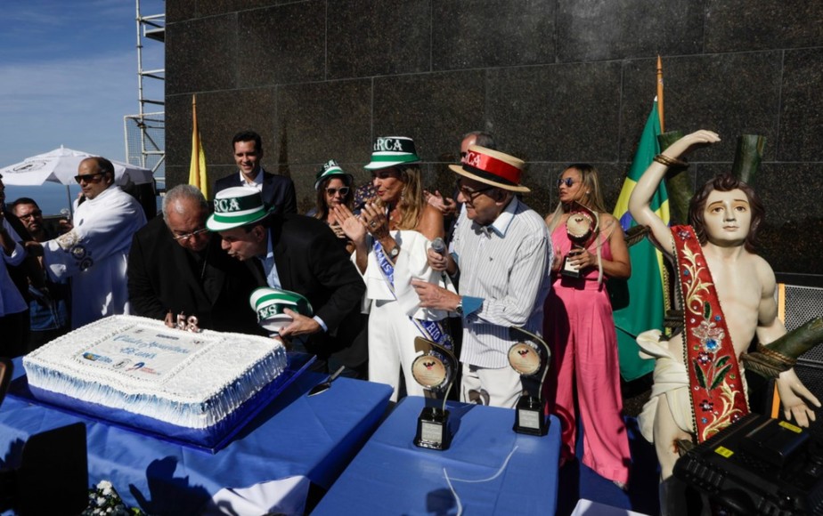 Rio 458 anos: missa e corte de bolo marcam a abertura das comemora&ccedil;&otilde;es pelo  anivers&aacute;rio da cidade | Rio | O Globo