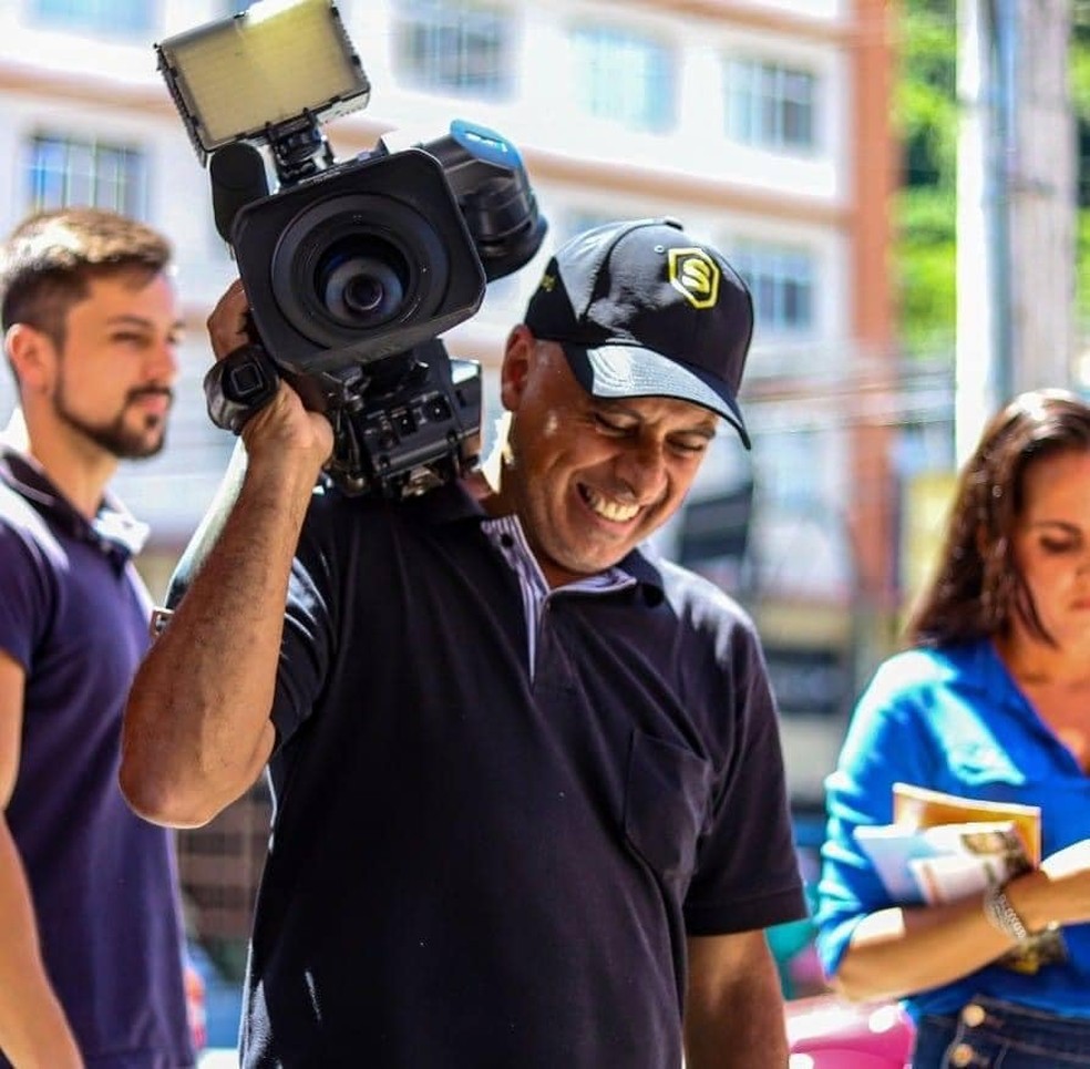 Rogério de Paula é cinegrafista há mais de 30 anos — Foto: Arquivo Pessoal
