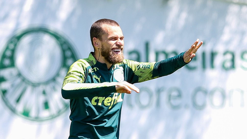 Lucas Lima e mais 10? Por que meia abriu mão de folga para jogar o Paulistão pelo Palmeiras