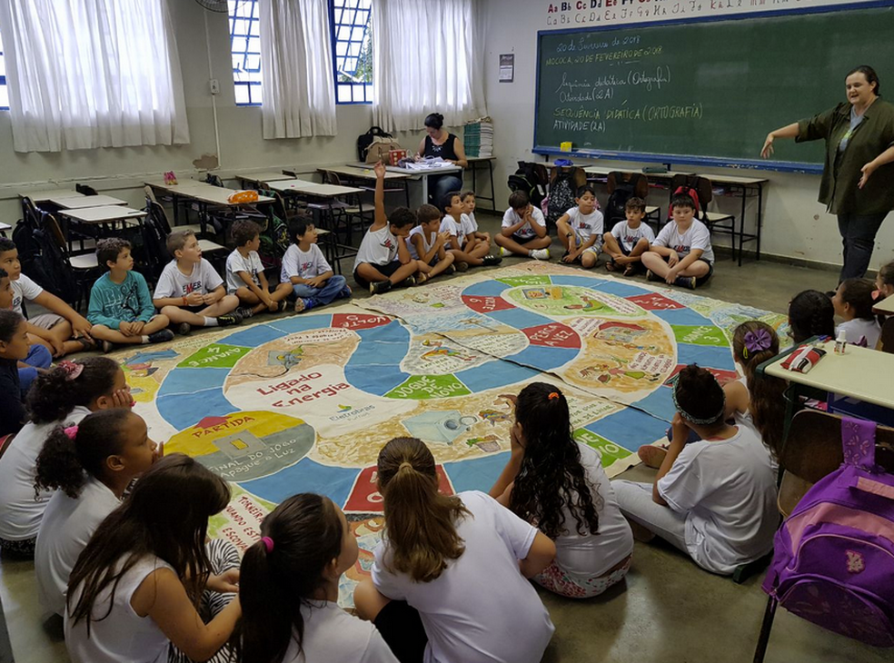 O projeto serÃ¡ realizado em quatro escolas em Rio das Ostras, no RJ  (Foto:  Energia Social Furnas/ DivulgaÃ§Ã£o )