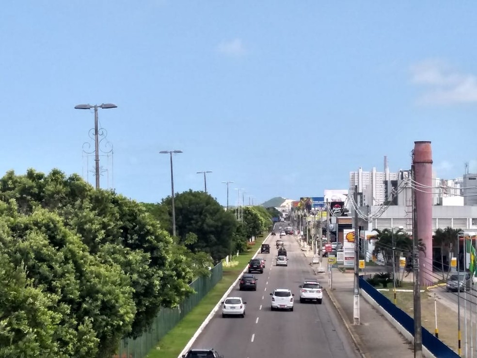 Avenida Roberto Freire — Foto: Rafael Barbosa/G1 RN