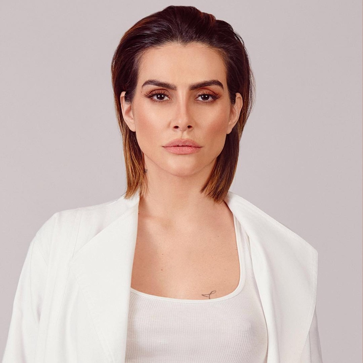 Cleo fala sobre plástica no nariz e nega preenchimento nos lábios: 'Co...