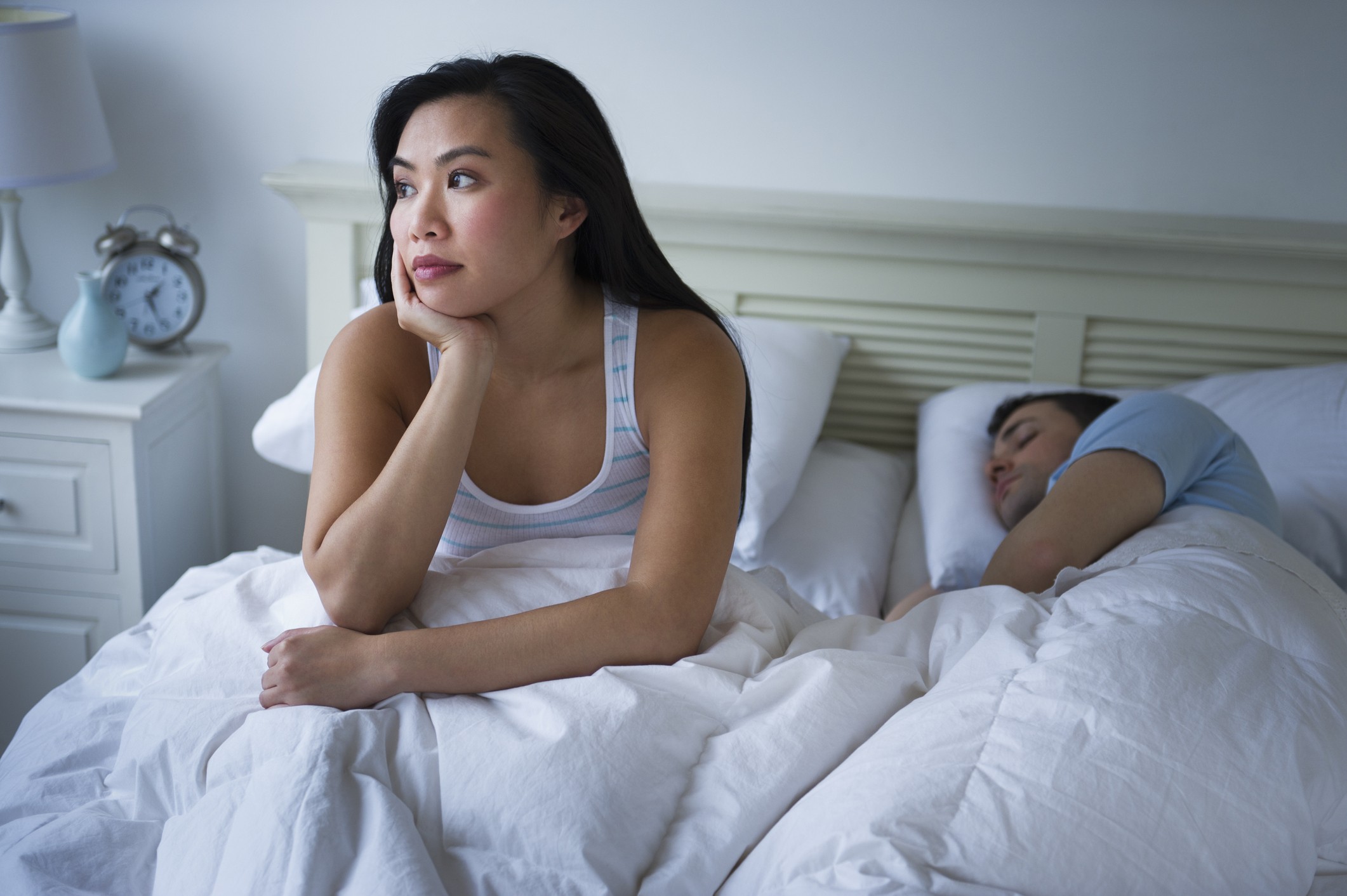 Mulheres perdem três horas de sono por noite devido ao parceiro, aponta pesquisa (Foto: Getty Images)