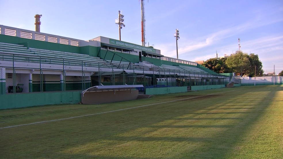 Arquibancada do estádio Dutrinha — Foto: Esmael Pereira/TVCA