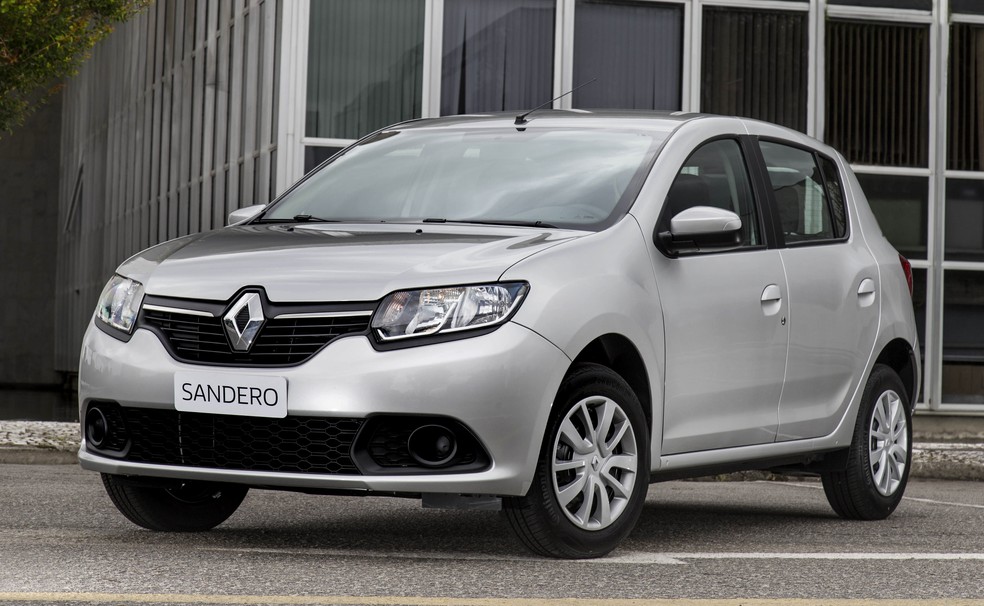 Renault Sandero agora só tem câmbio manual — Foto: Divulgação
