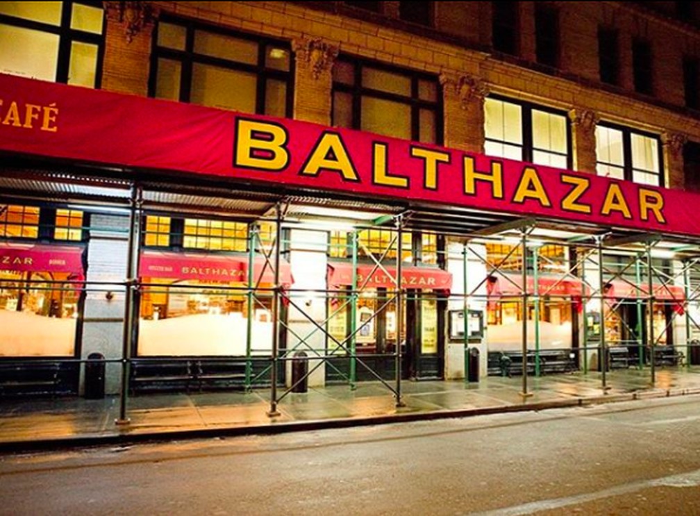 Fachada do restaurante Balthazar, em Nova York — Foto: Reprodução/Instagram/Keith McNally