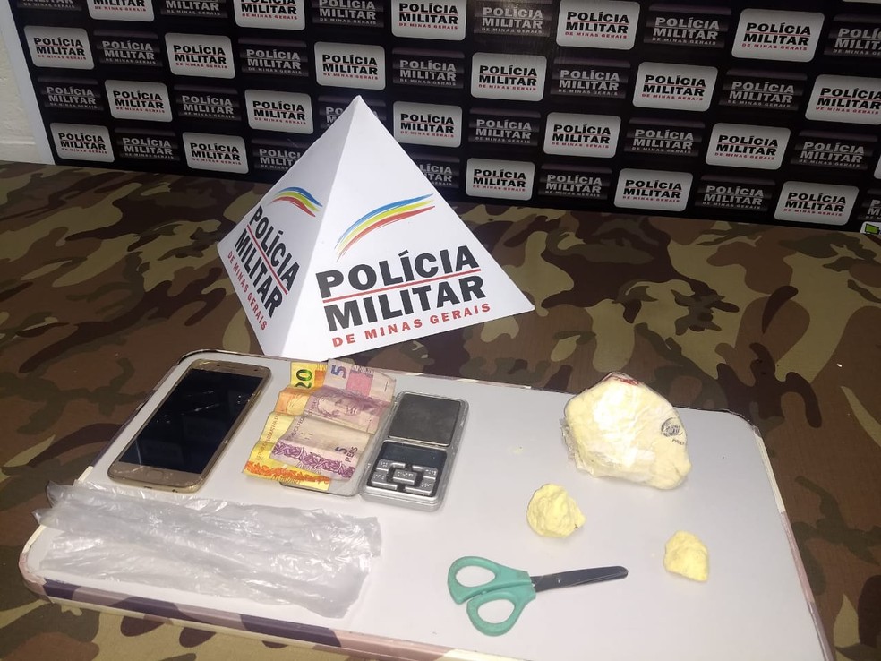 Materiais apreendidos em Juiz de Fora — Foto: Polícia Militar/Divulgação