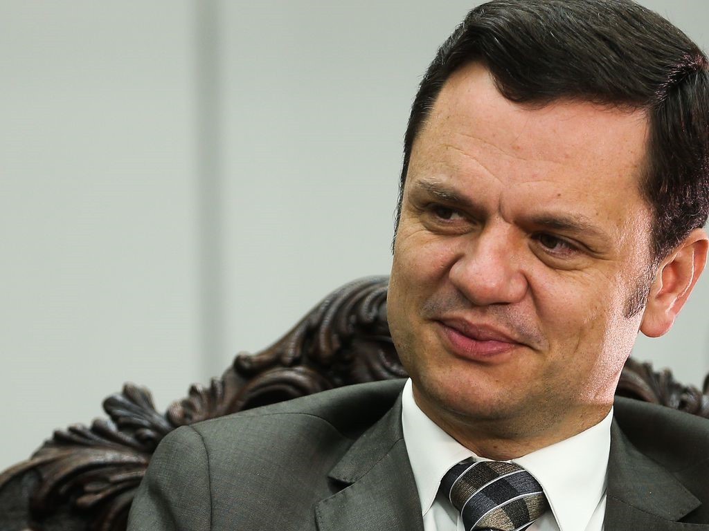 Ex-ministro Anderson Torres trabalha com serviços gerais e estuda na prisão