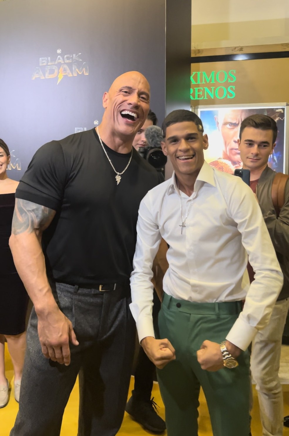 The Rock e Luva de Pedreiro — Foto: Redes Sociais