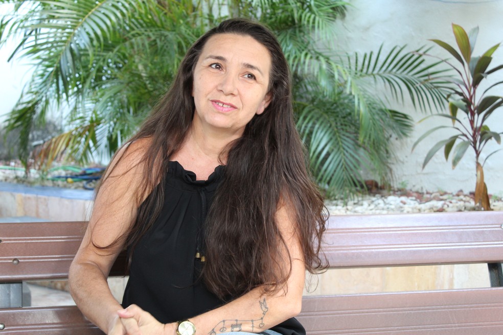 Aprovada em medicina aos 49 anos e ap&oacute;s 12 tentativas, estudante de PE  aconselha outras mulheres: 'sonhem' | Petrolina e Regi&atilde;o | G1