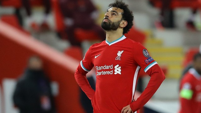 Salah lamenta: egípcio perdeu a melhor chance do Liverpool no jogo, no começo do primeiro tempo