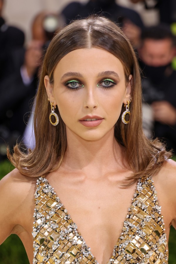 NEW YORK, NEW YORK - SEPTEMBER 13: Emma Chamberlain attends The 2021 Met Gala Celebrating In America: A Lexicon Of Fashion at Metropolitan Museum of Art on September 13, 2021 in New York City. (Photo by John Shearer/WireImage) (Foto: WireImage)