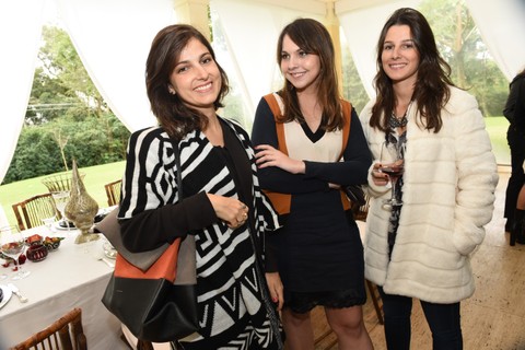 Ana Carolina Ralston (editora de cultura), Vivian Sotocórno (editora assistente de moda)  e Patricia Tremblais (stylist)