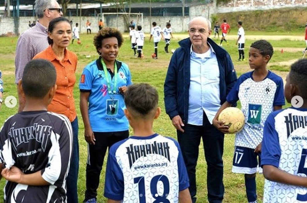 Bandeira de Melo viaja para campanha de sua candidatura a deputado federal
