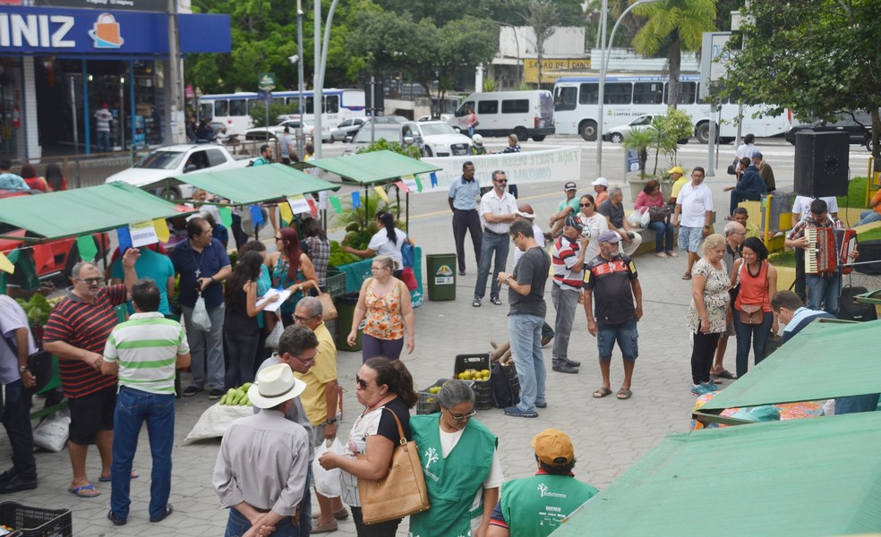 13ª Feira Regional de Produtos Agroecológicos comemorou, nesta quarta (6), a semana nacional dos orgânicos e a semana do meio ambiente, em Campina Grande (Foto: Érica Ribeiro/G1)
