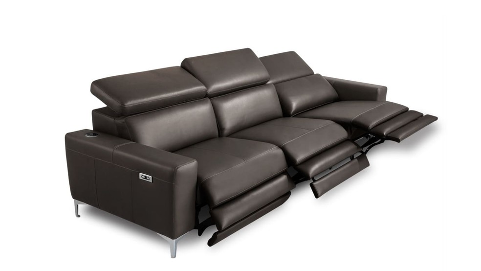 Sofá reclinável e poltrona: dicas para montar uma sala de cinema em casa |  CSM Decor | G1