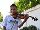Maestro faz campanha na web para ajudar violinista a viajar para Guiana 