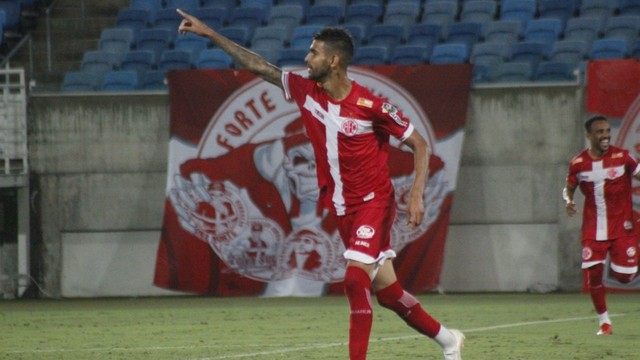 Augusto marcou duas vezes na vitória do América-RN