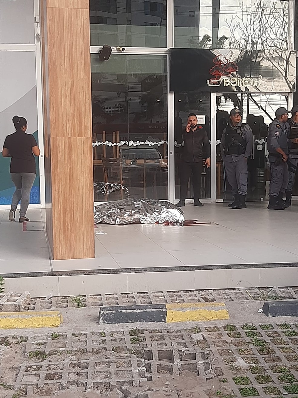 Homem é morto a tiros no bairro Ponta d'Areia em São Luís — Foto: Divulgação/Redes sociais