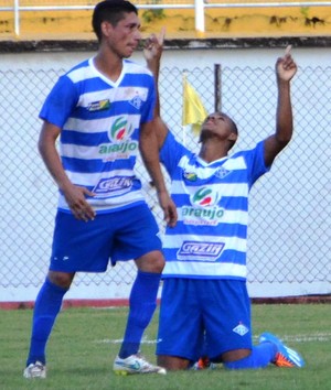 Gessé e Eduardo, atacantes do Atlético-AC (Foto: Duaine Rodrigues)