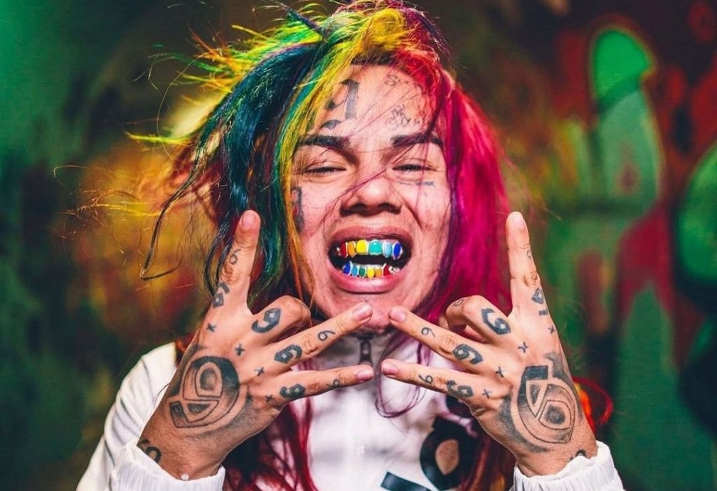 Alessia cara tem tatuagem 6ix9ine Rapper Que Esta Preso Lanca 1º Album Com Letras Sobre Sexo Drogas E Violencia Musica G1
