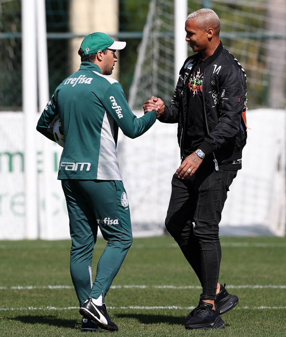 Deyverson e Abel Ferreira no Palmeiras — Foto: Cesar Greco / Ag Palmeiras