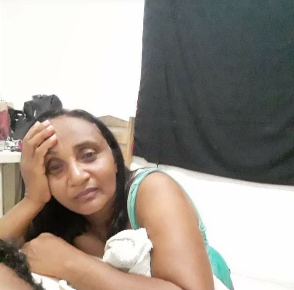 Mulher  assassinada com tiro no peito na Zona Sul de Teresina — Foto: Arquivo Pessoal Rosevnia Andrade