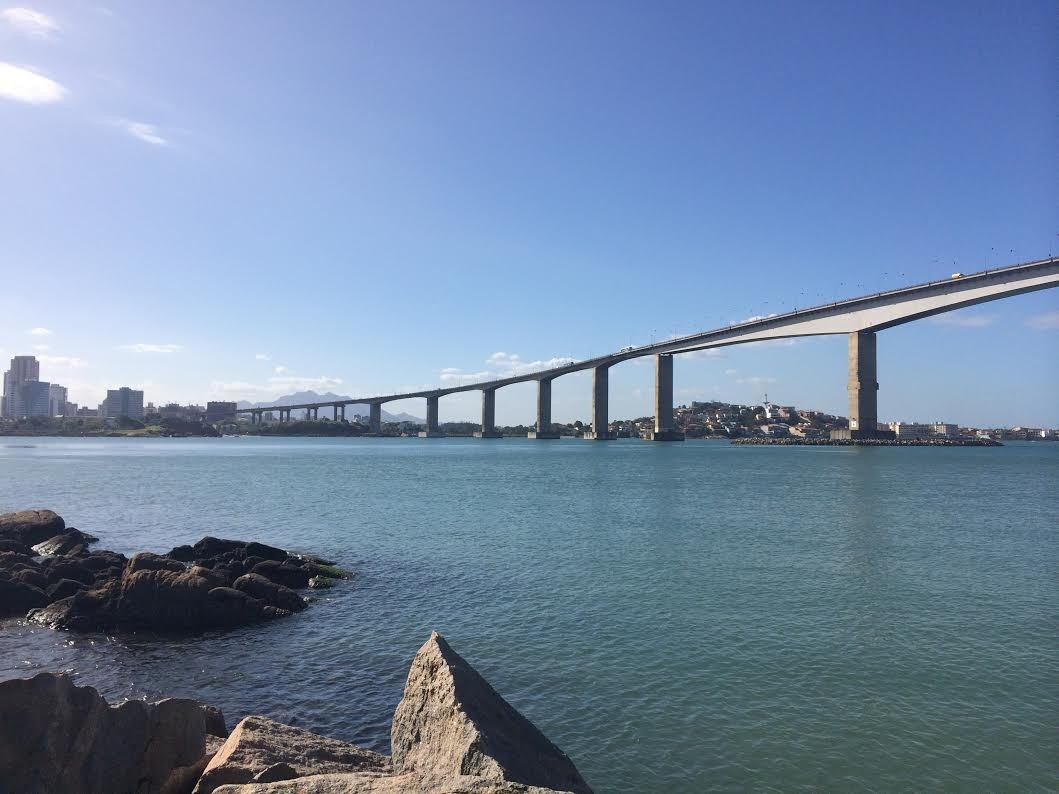 Terceira Ponte vista da Praia da Costa, em Vila Velha