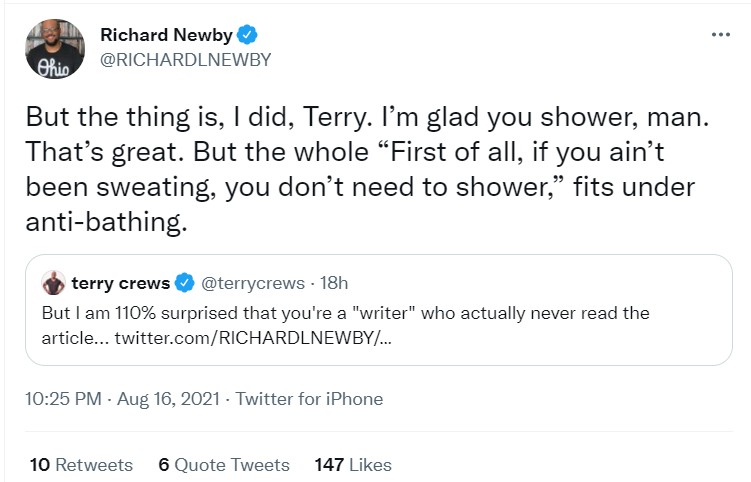 O ator Terry Crews discutiu com um jornalista no Twitter após sua declaração sobre o hábito de tomar banho repercutir na rede social (Foto: Reprodução / Twitter)