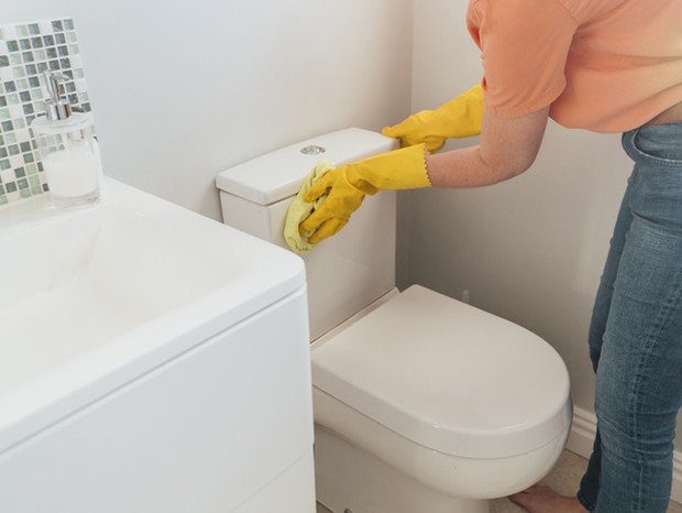 Como limpar o vaso sanitário  (Foto: Getty Images)