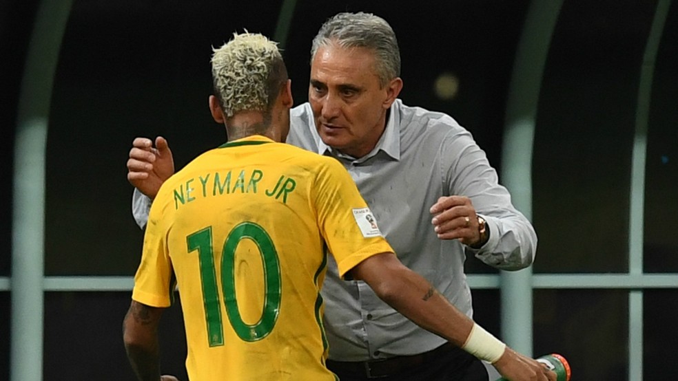 Neymar e Tite em jogo pela seleção — Foto: Reprodução 