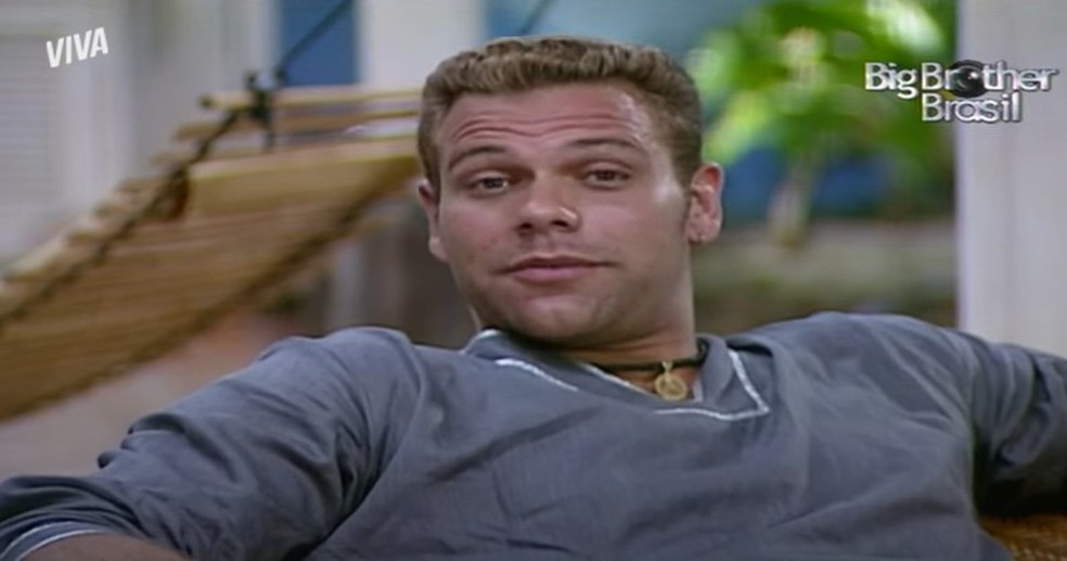 Dilsinho foi o primeiro participante a desistir do BBB. — Foto: Reprodução/CanalViva