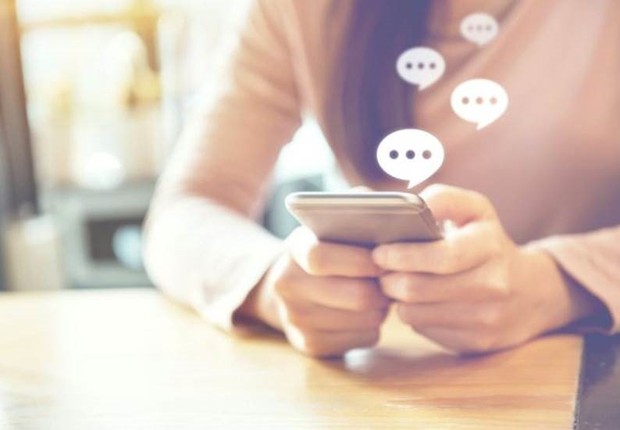 Aplicativos permitem envio de mensagens a pessoas que não estejam na lista de contatos (Foto: Getty Images via BBC)