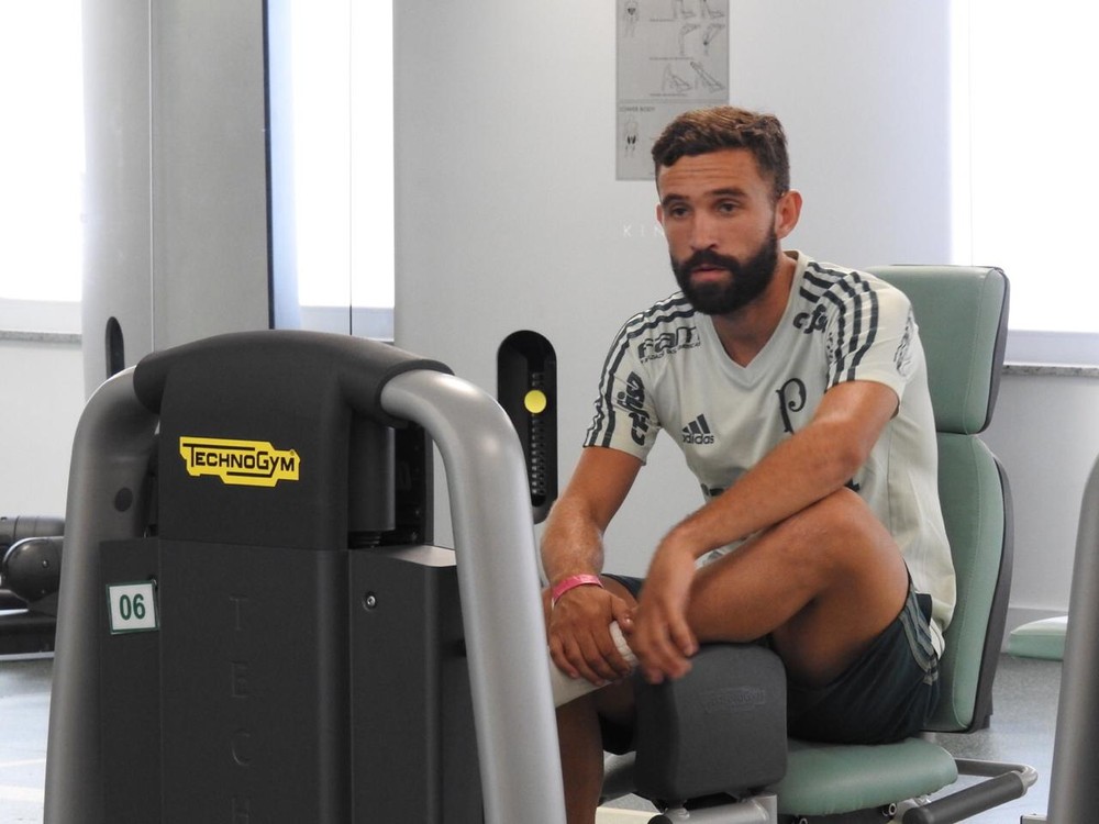 Allione espera dar alegria ao Palmeiras e rever Boca com vitórias
