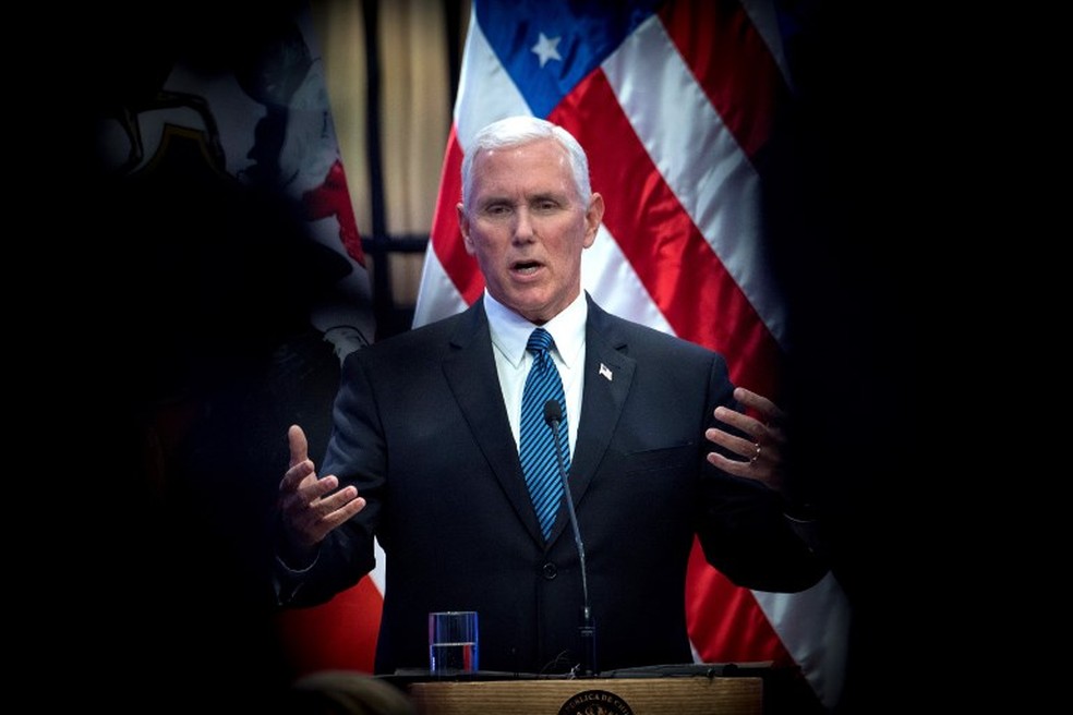 O Vice-presidente dos Estados Unidos, Mike Pence, em Santiago do Chile (Foto: France Presse)