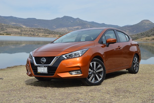 Nissan Versa (Foto: André Schaun/Autoesporte)